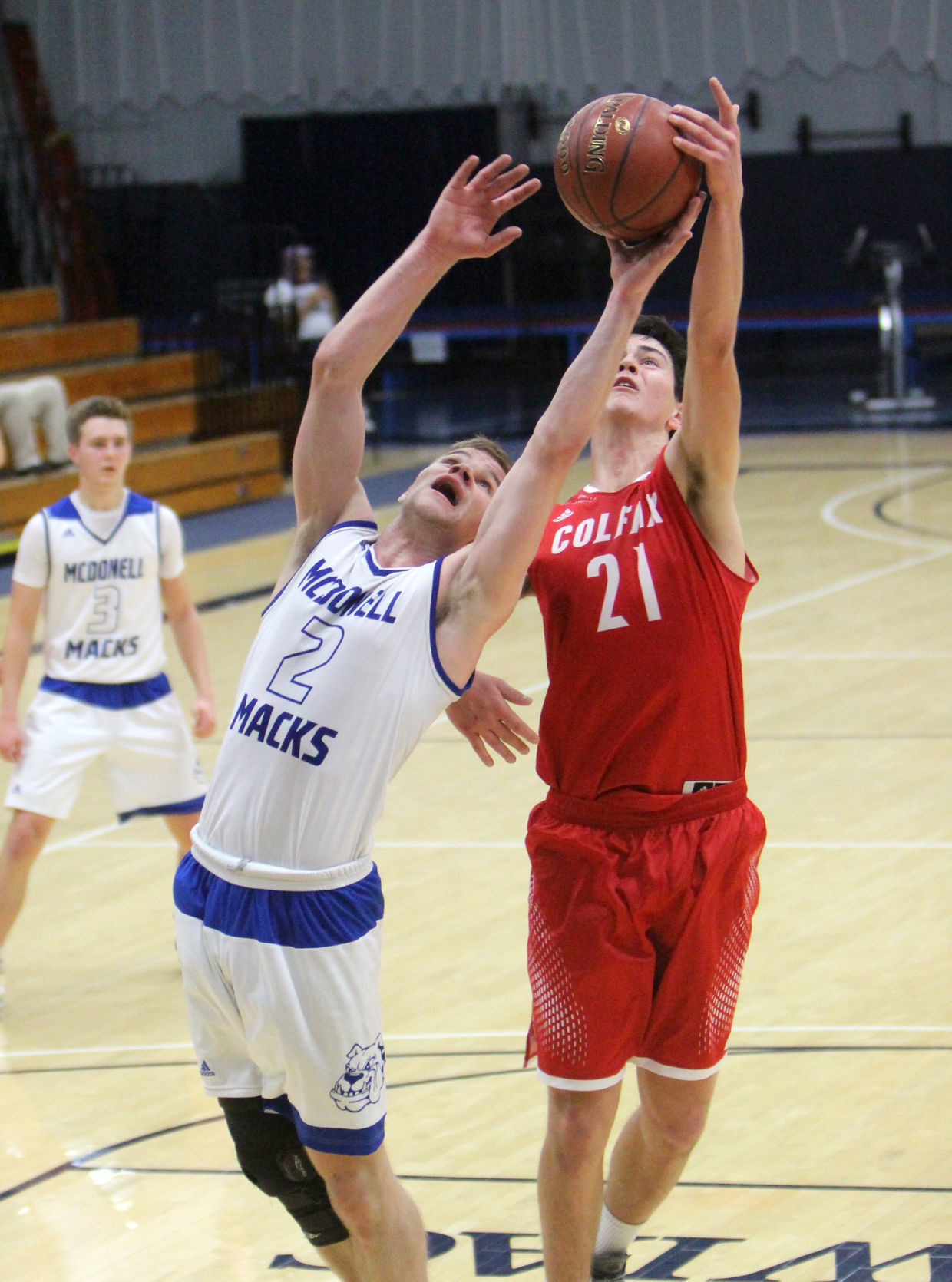 McDonell boys basketball vs Colfax at UW-Stout 12-1-18
